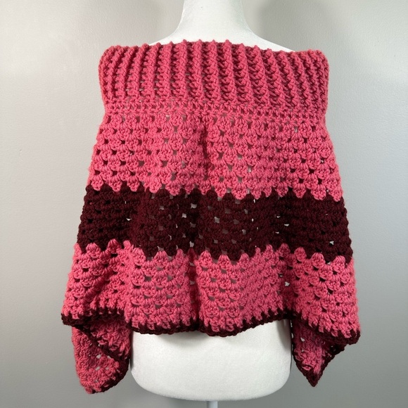 Handmade Chunky‎ Knit Pink Burgundy Crochet Poncho Shawl Boho Granny Cottage - Picture 1 of 10